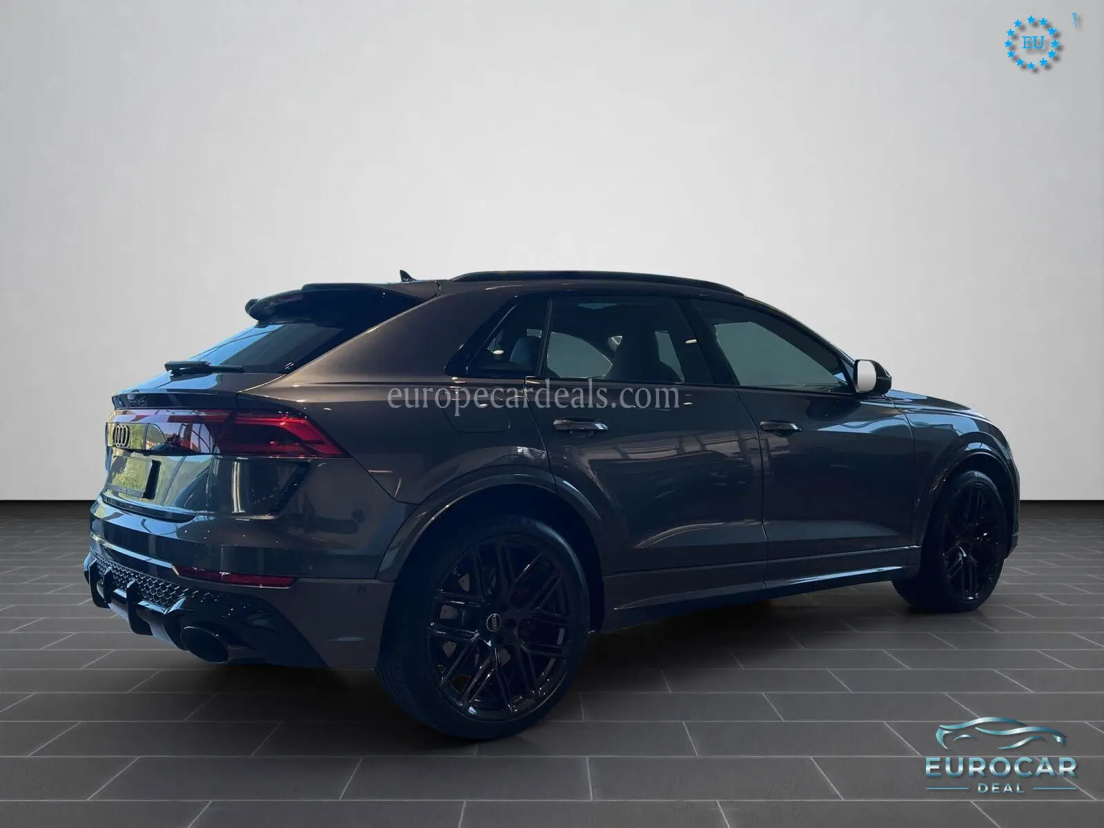 Audi RSQ8