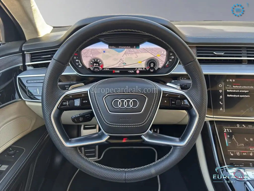 Audi S8