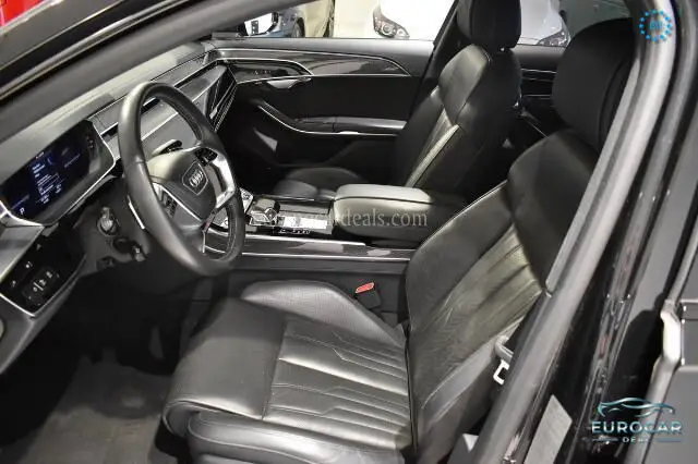 Audi S8