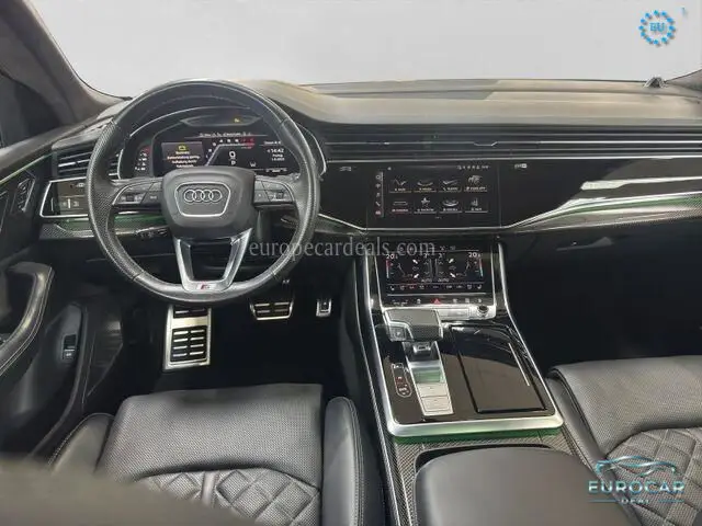 Audi SQ8