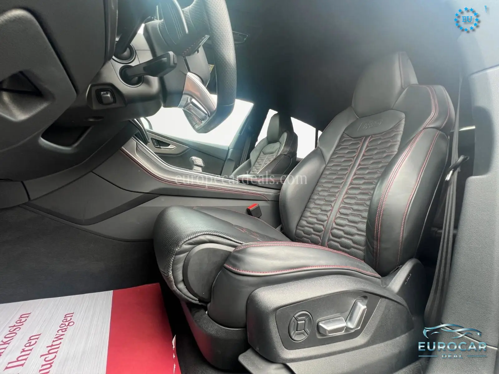 Audi RSQ8