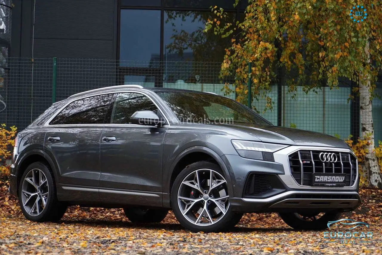 Audi SQ8