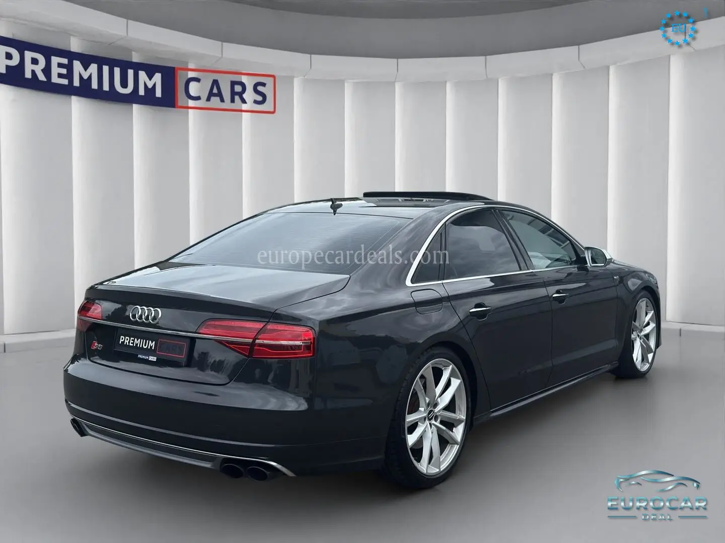 Audi S8