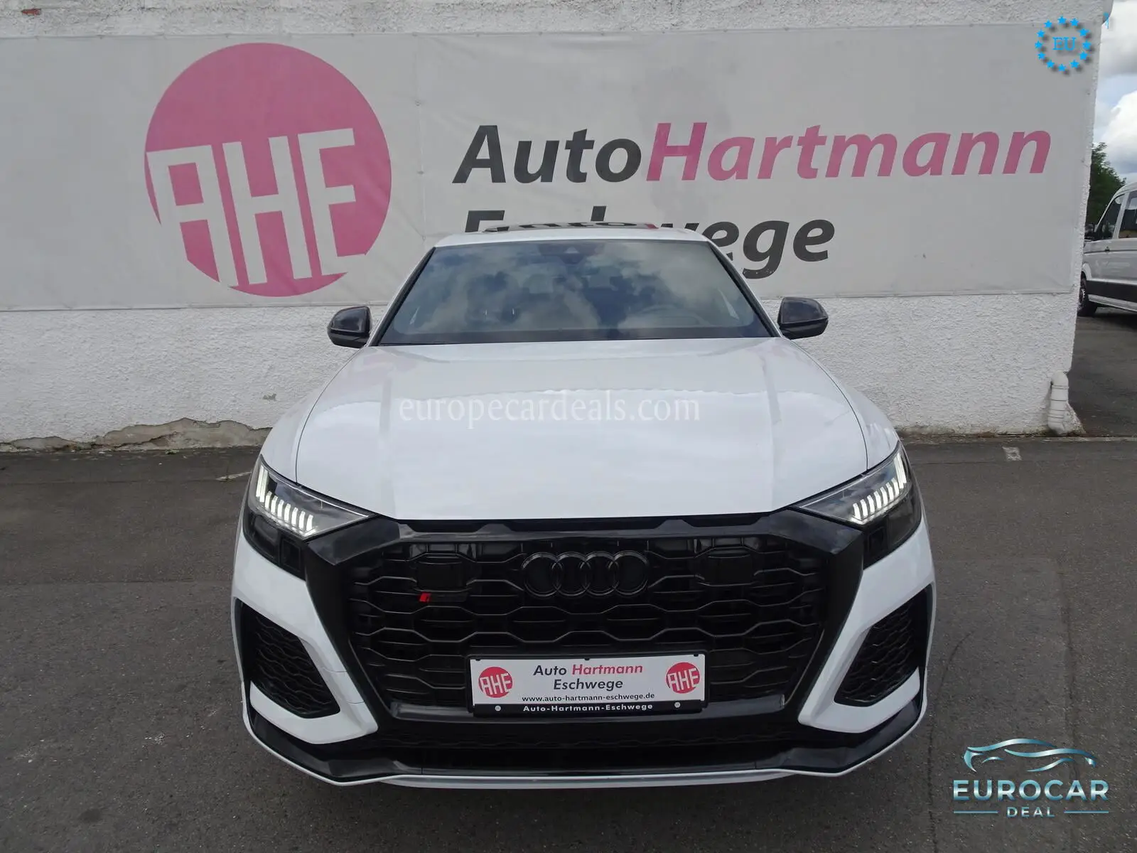 Audi RSQ8