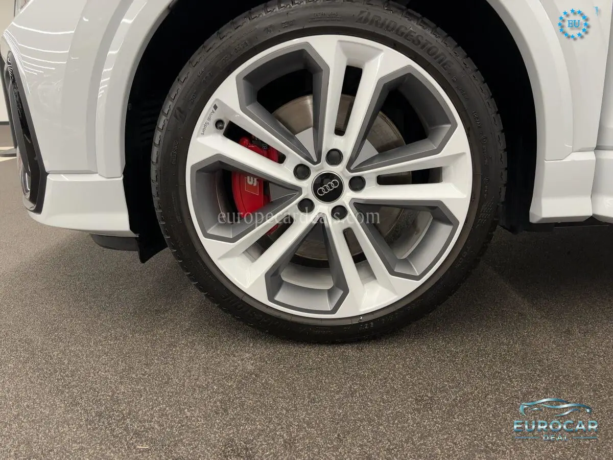 Audi SQ2