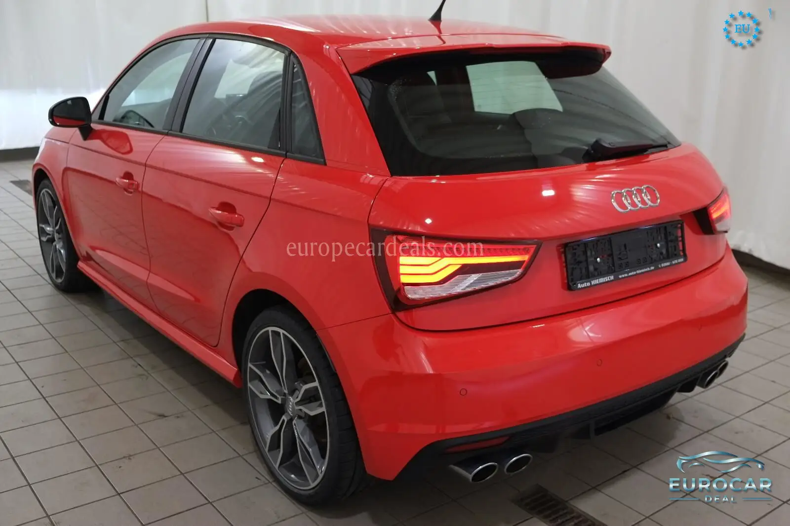Audi S1