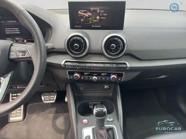 Audi SQ2