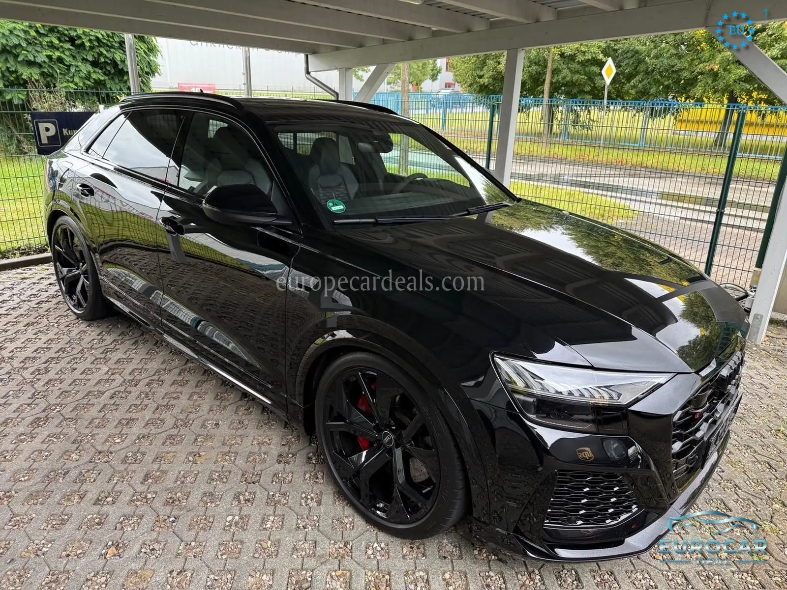 Audi RSQ8