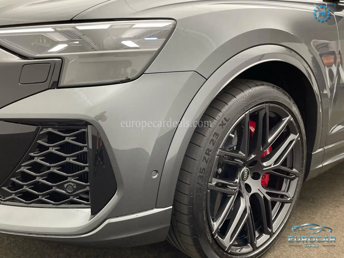 Audi RSQ8