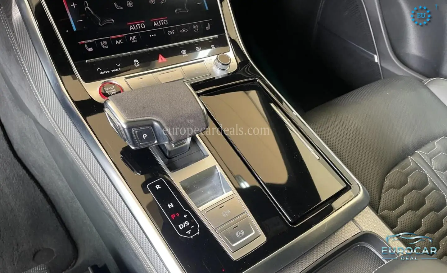 Audi RSQ8