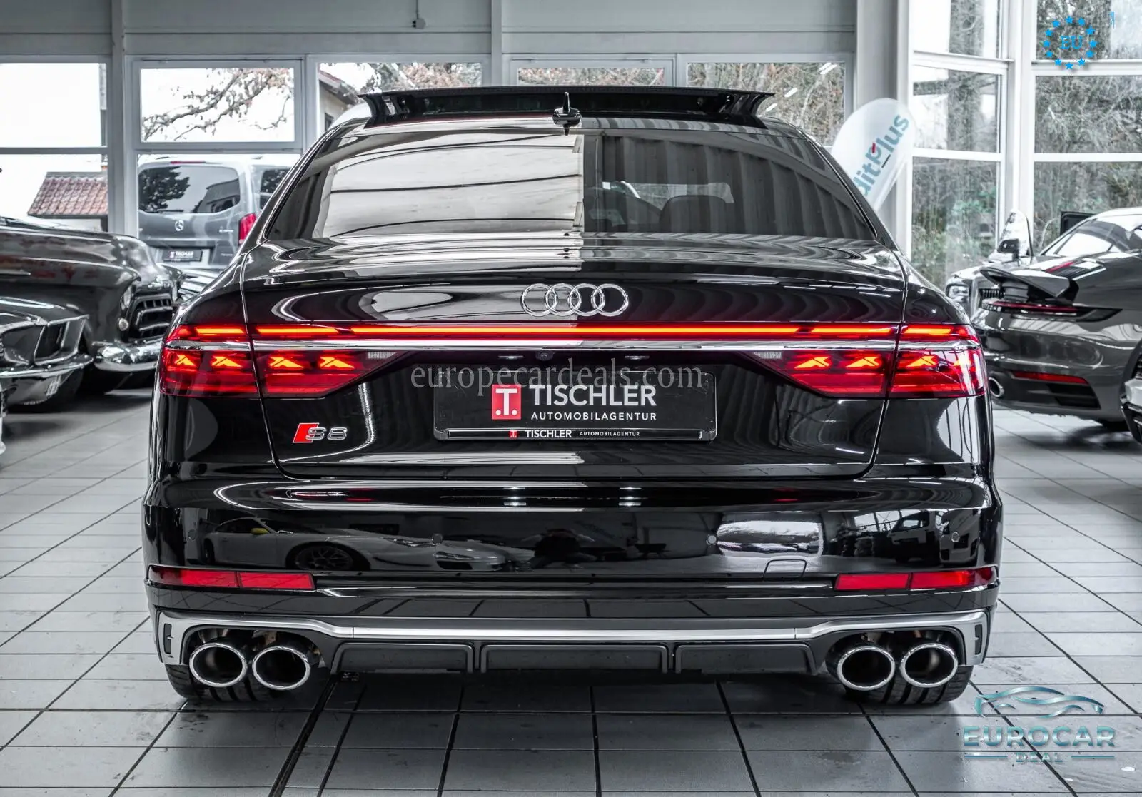 Audi S8