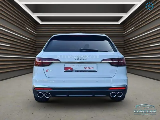Audi S4
