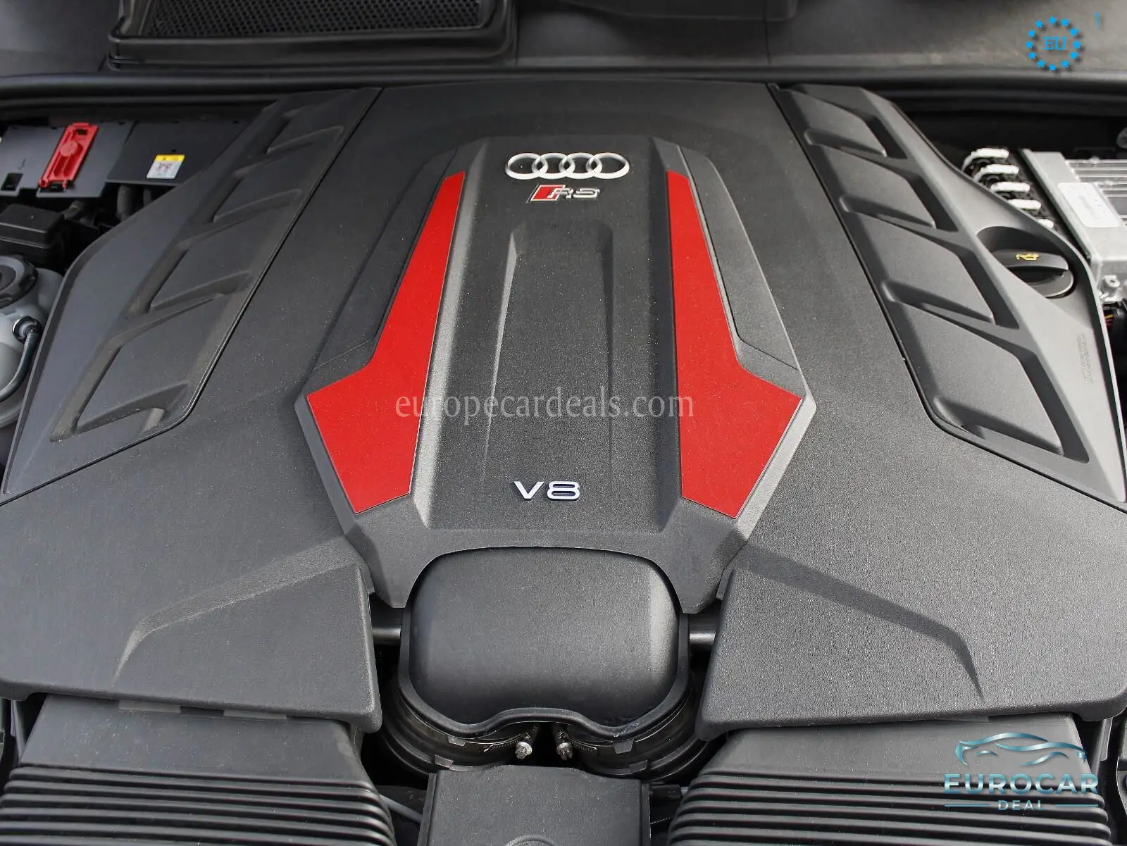 Audi RSQ8