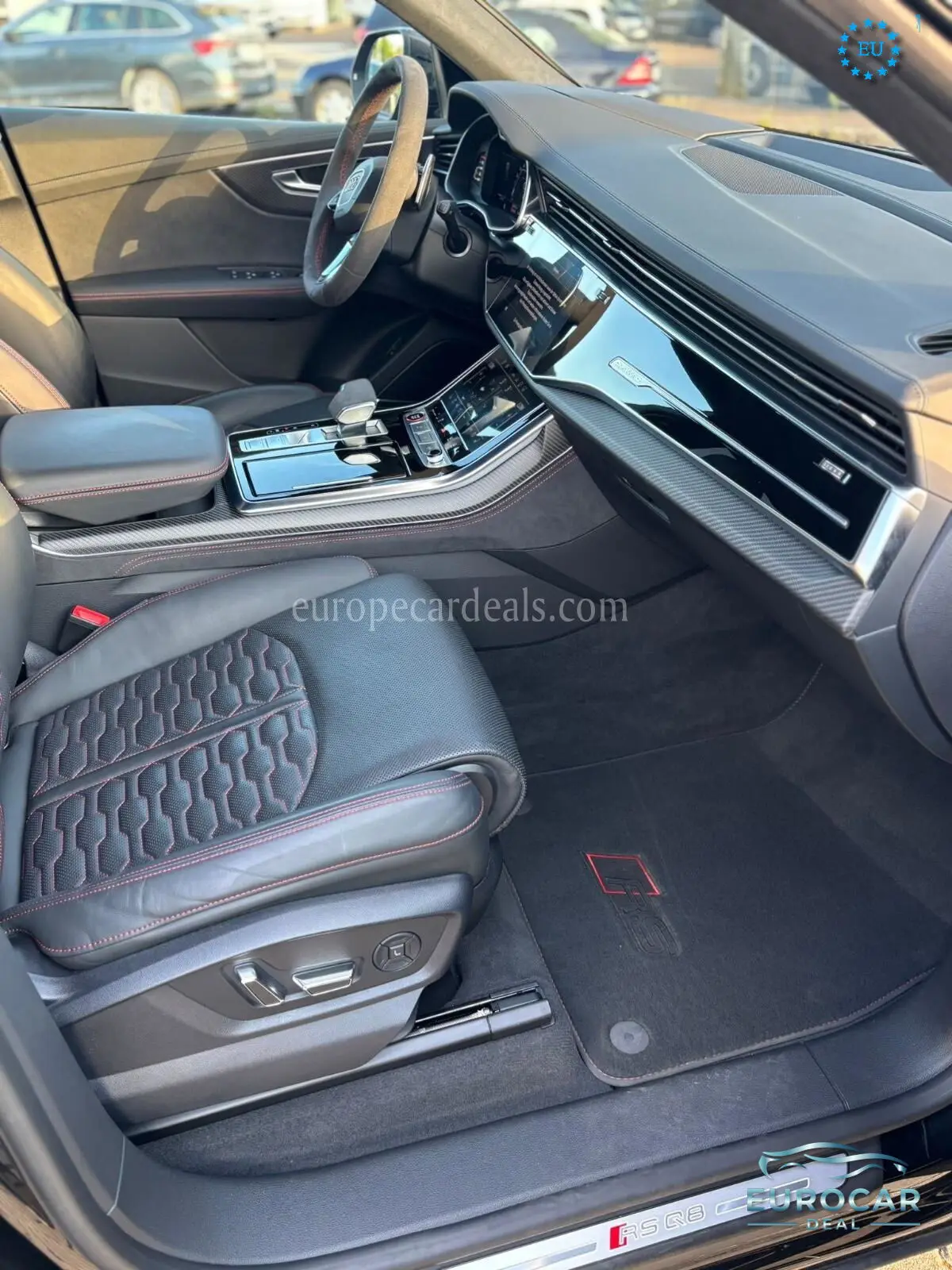 Audi RSQ8