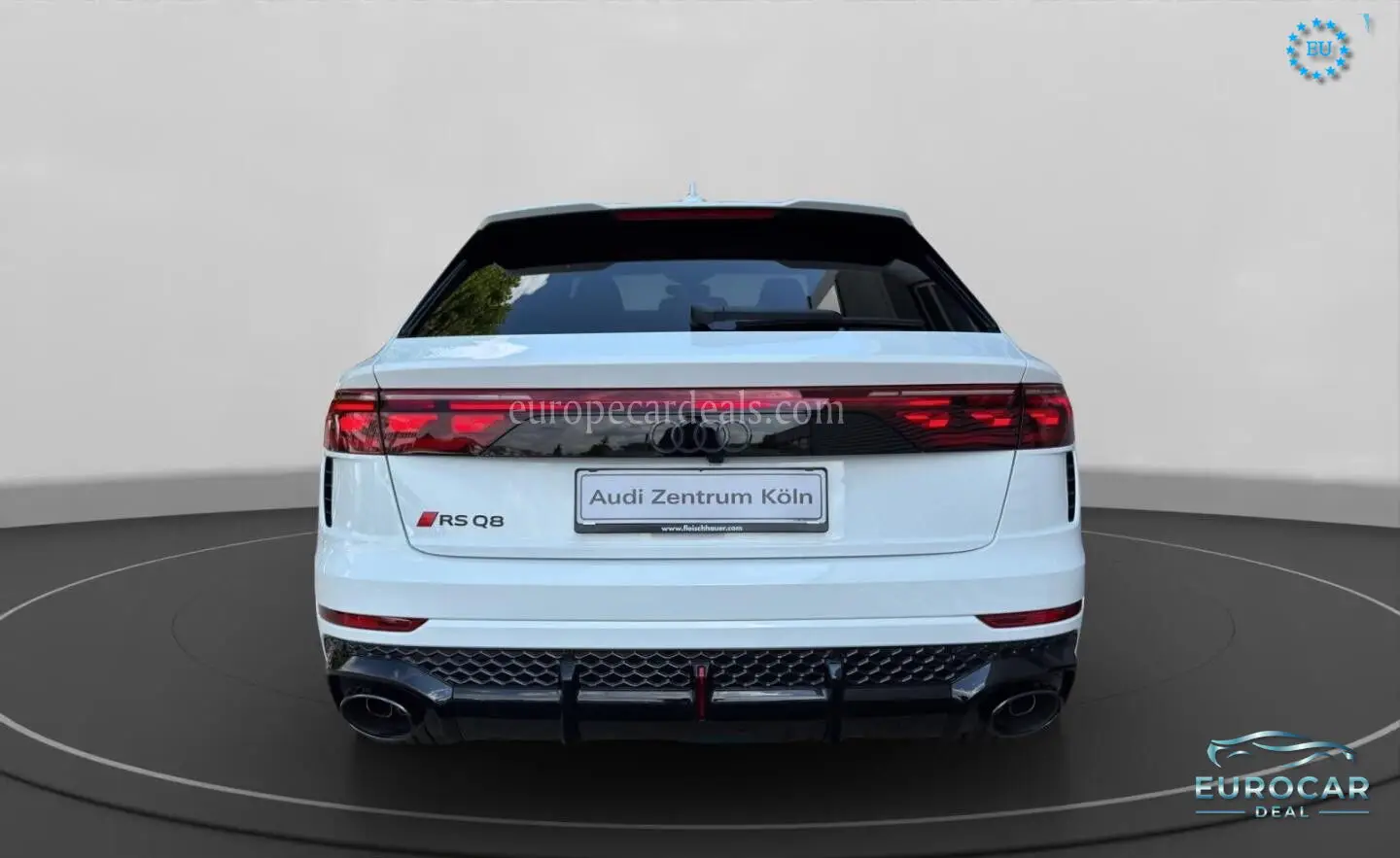 Audi RSQ8