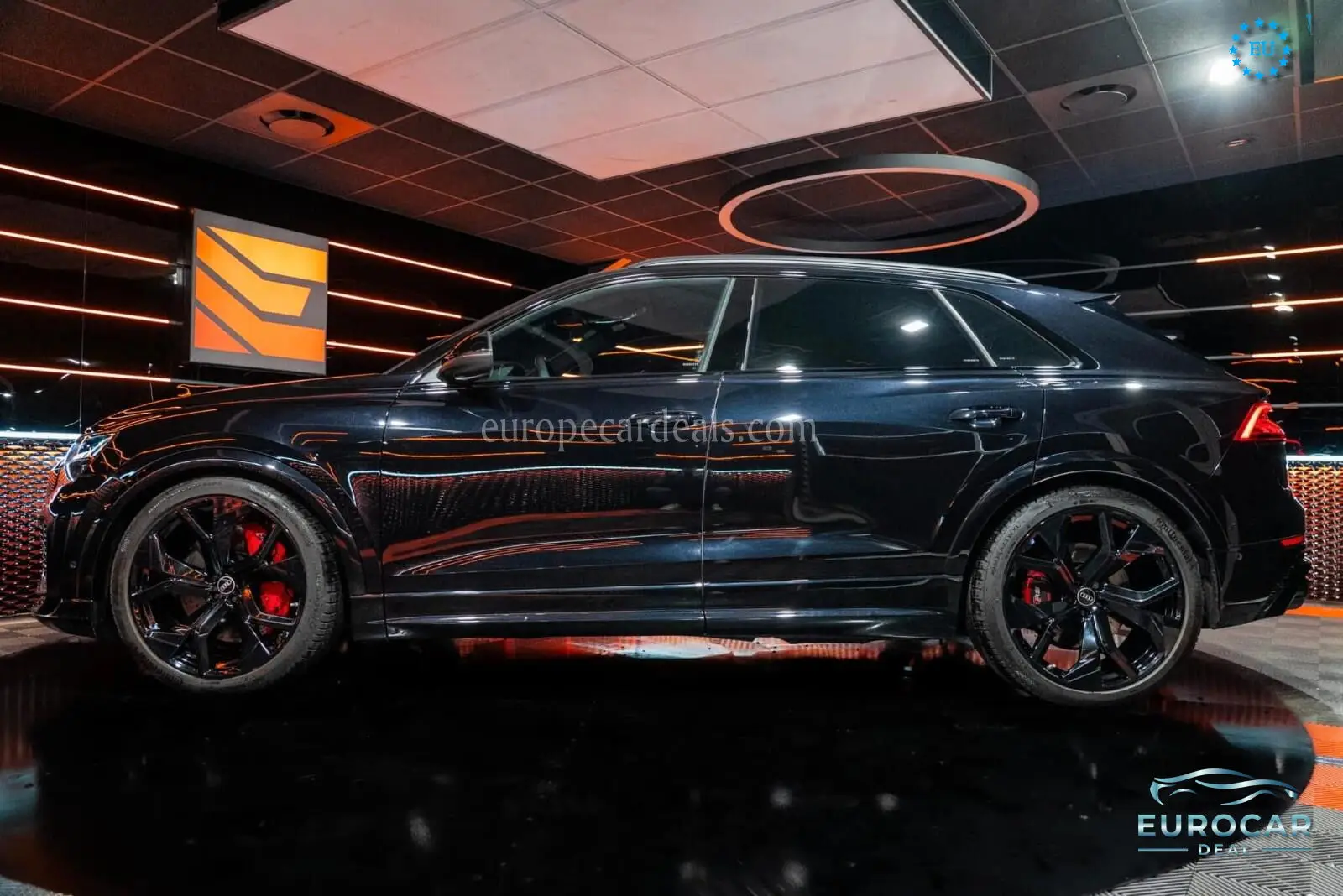 Audi RSQ8