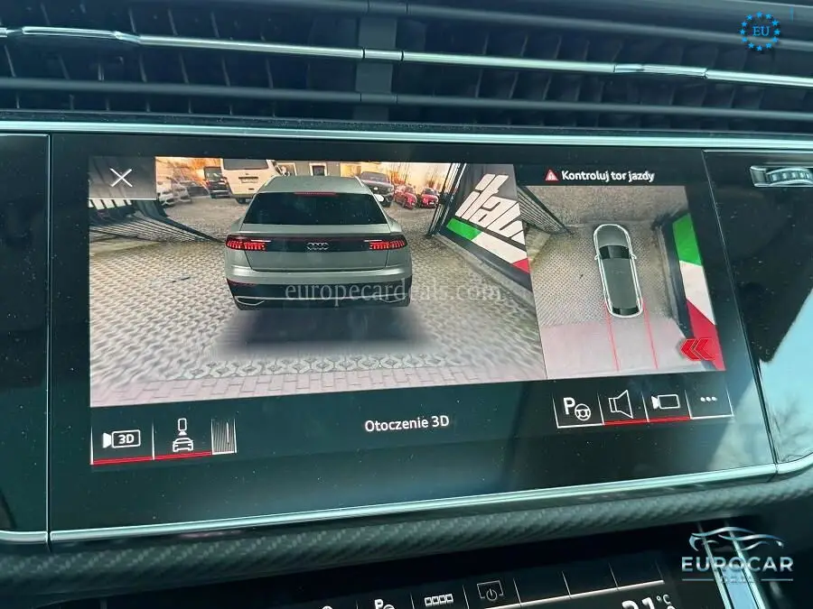 Audi RSQ8