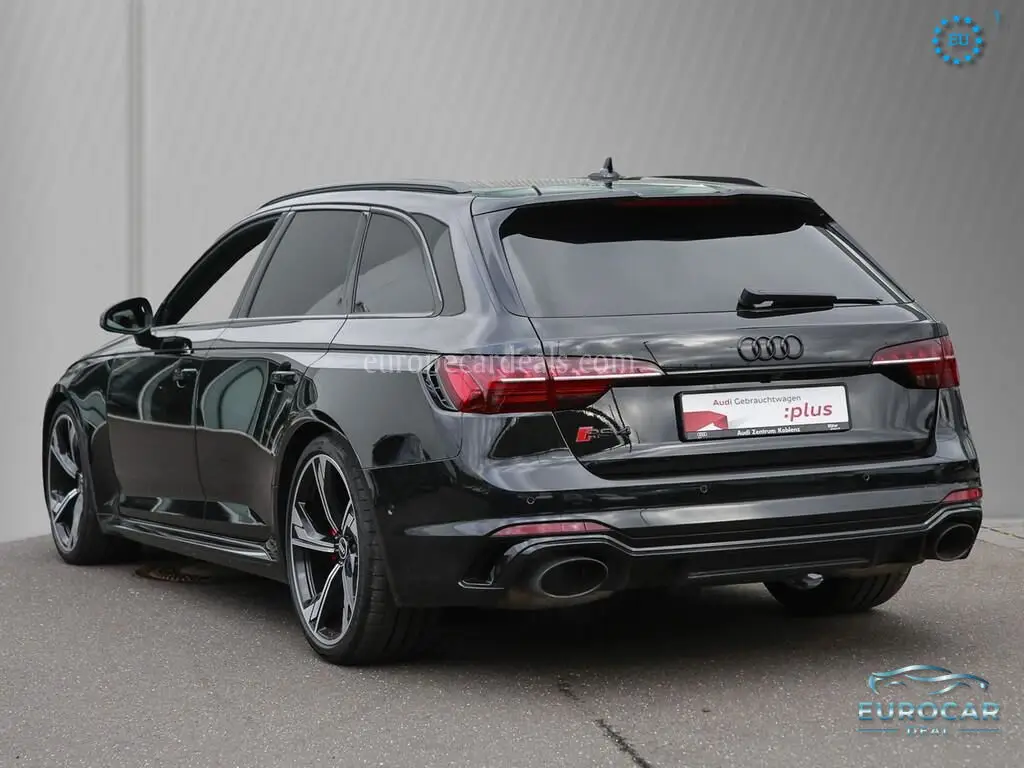 Audi RS4