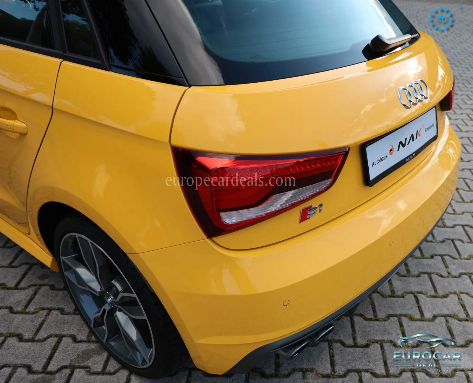 Audi S1