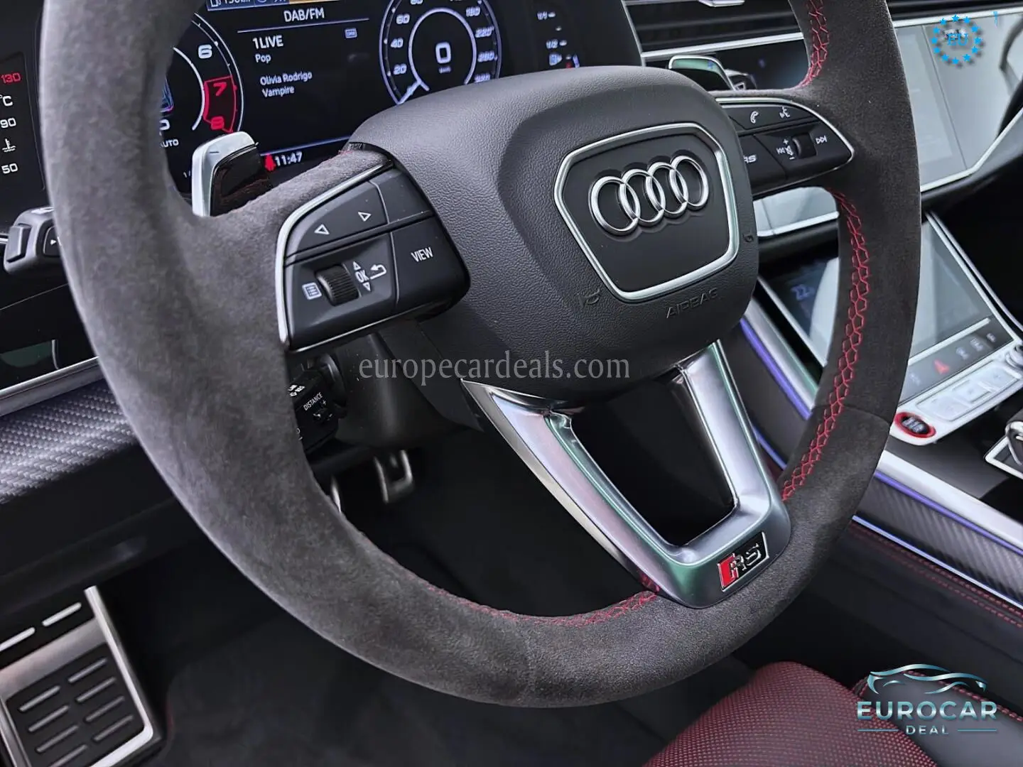 Audi RSQ8