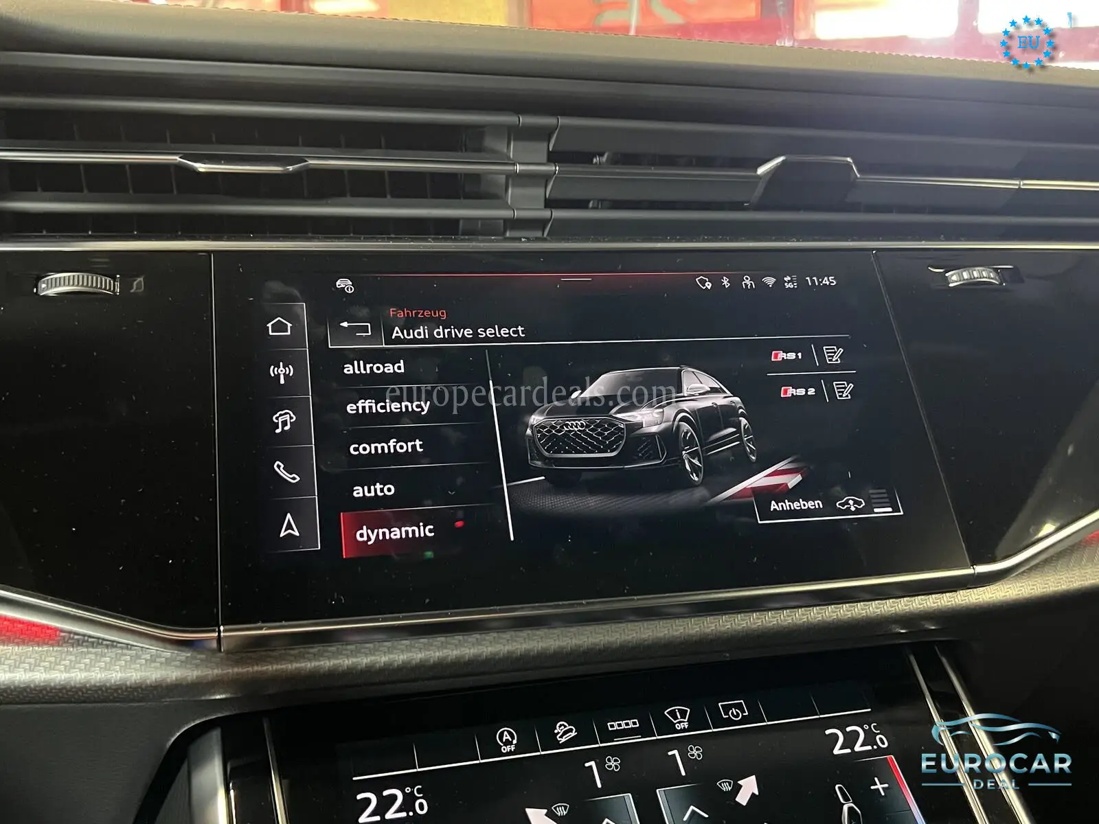 Audi RSQ8