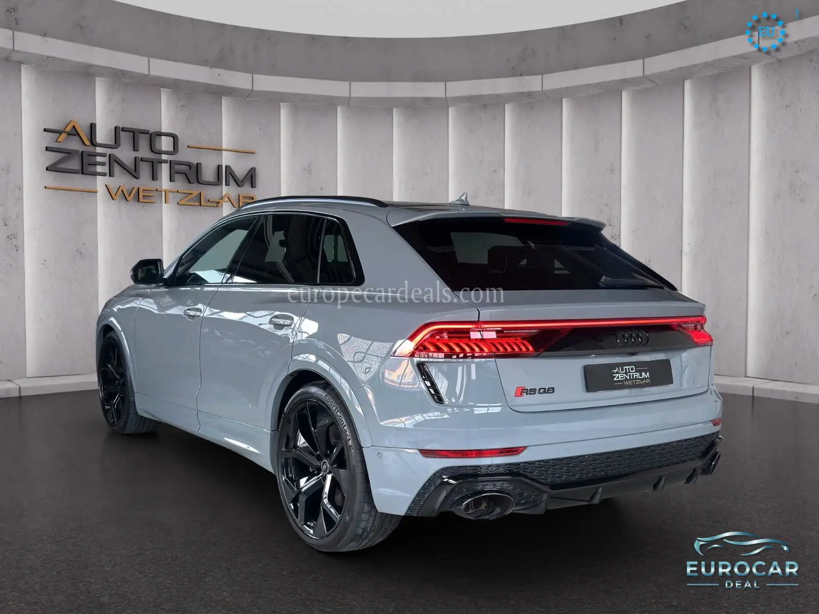 Audi RSQ8