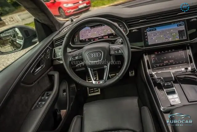 Audi SQ8