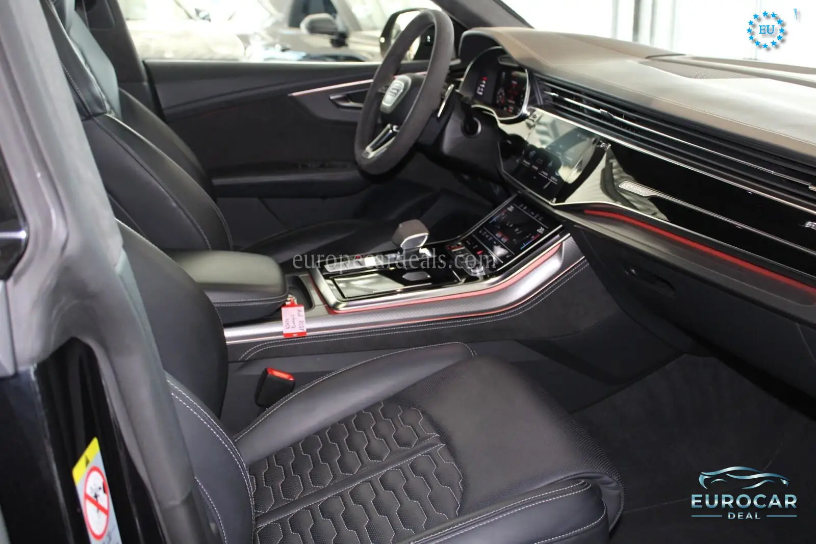 Audi RSQ8