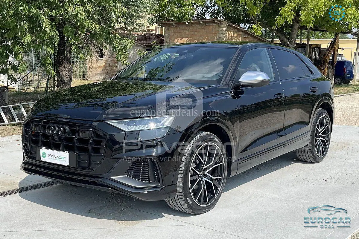 Audi Q8
