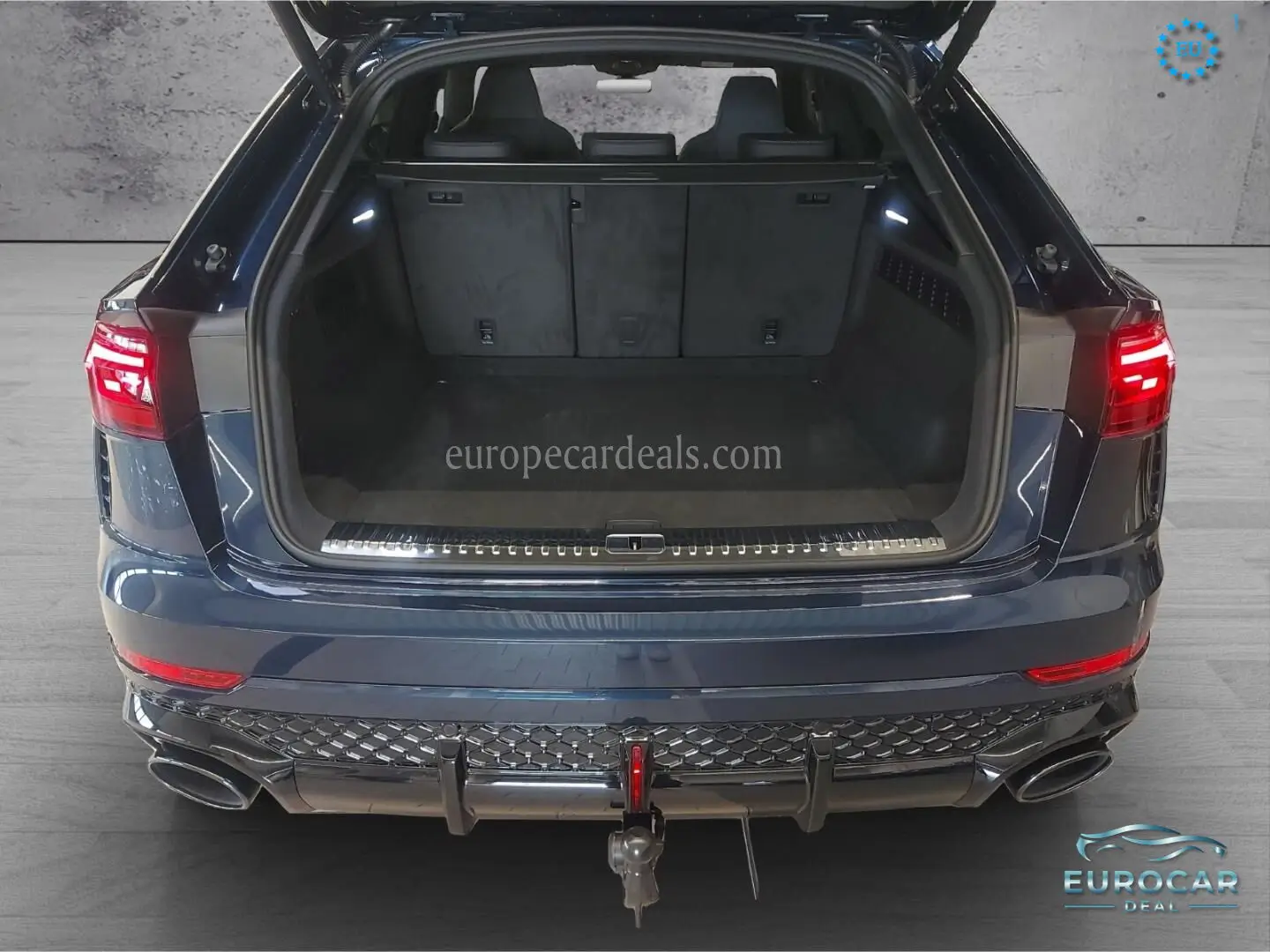 Audi RSQ8