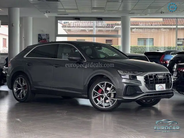 Audi Q8