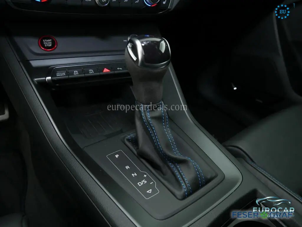 Audi RSQ3