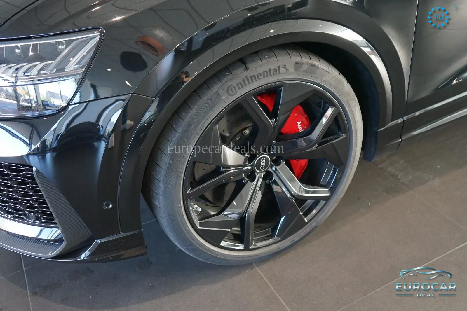 Audi RSQ8