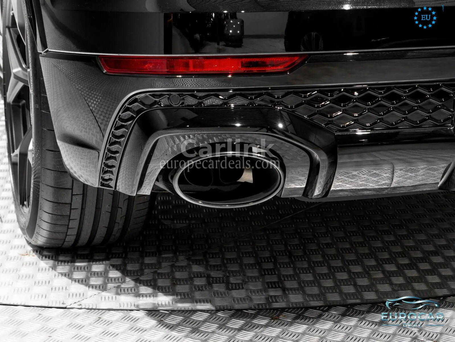 Audi RSQ8