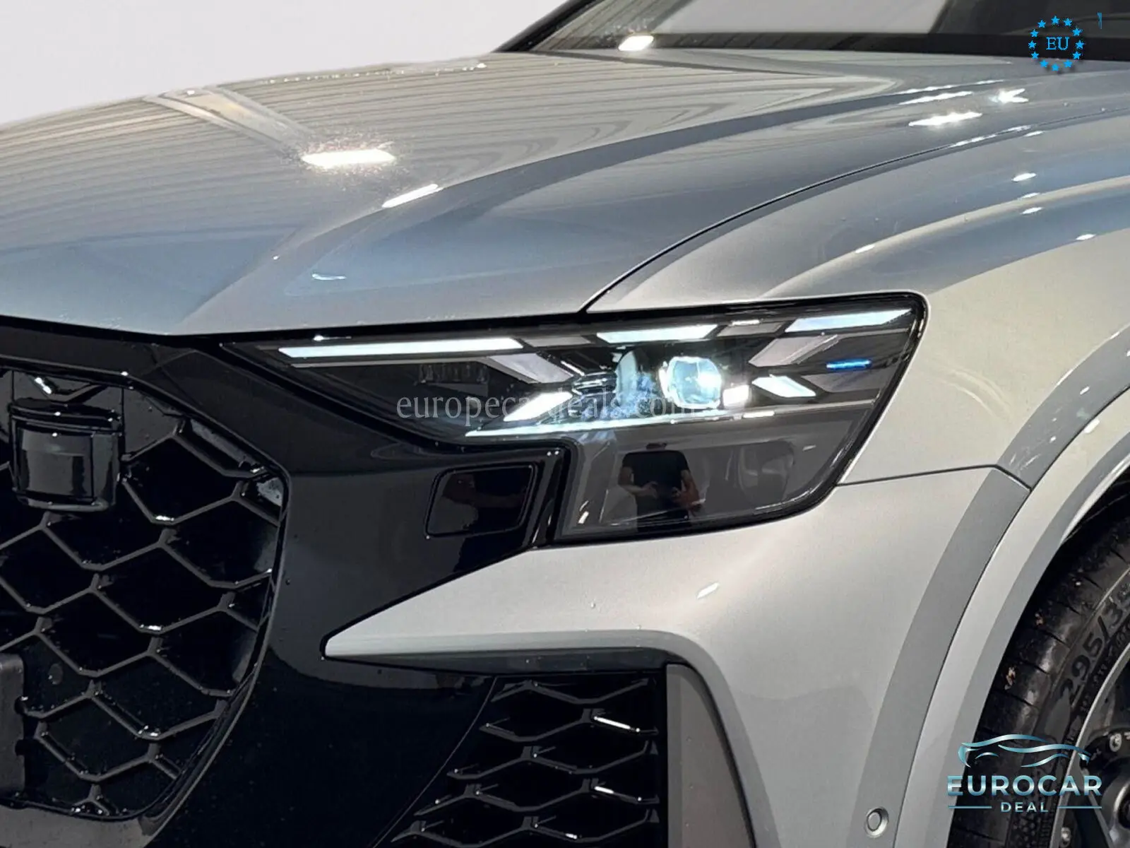 Audi RSQ8