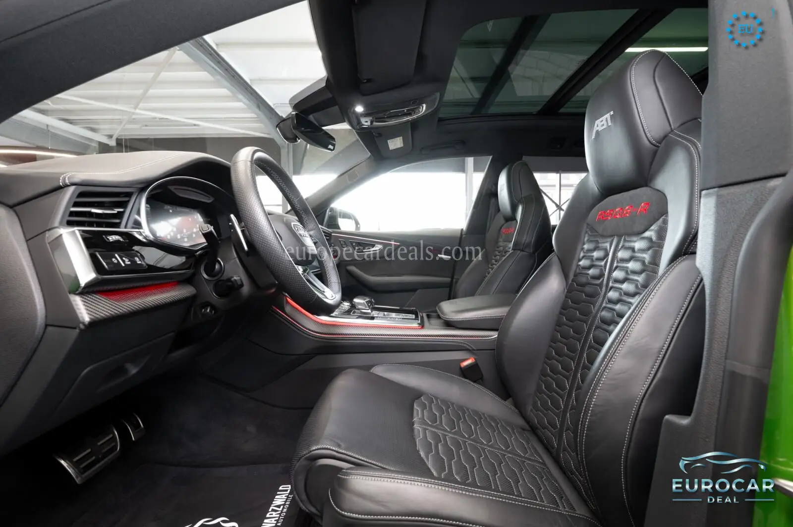 Audi RSQ8