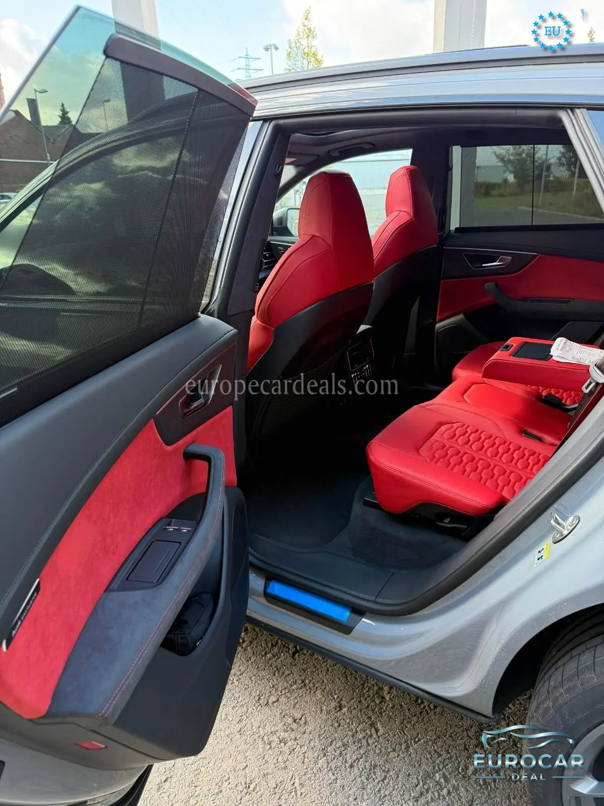 Audi RSQ8