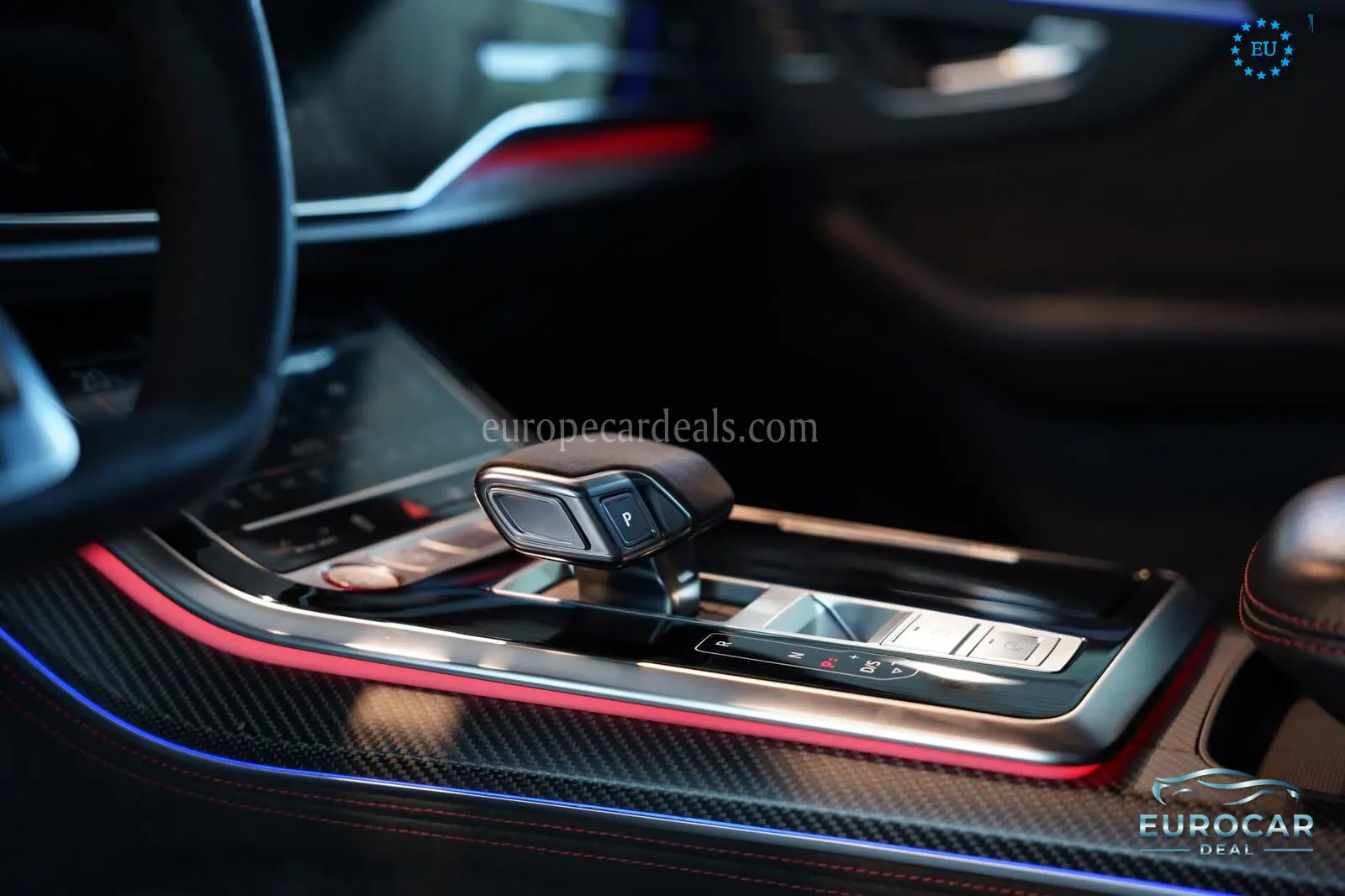 Audi RSQ8