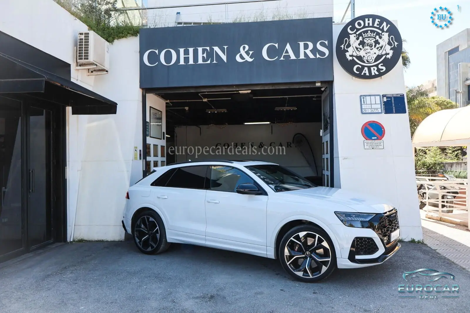 Audi RSQ8