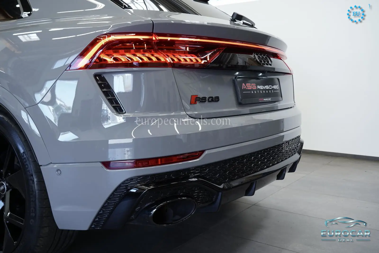 Audi RSQ8