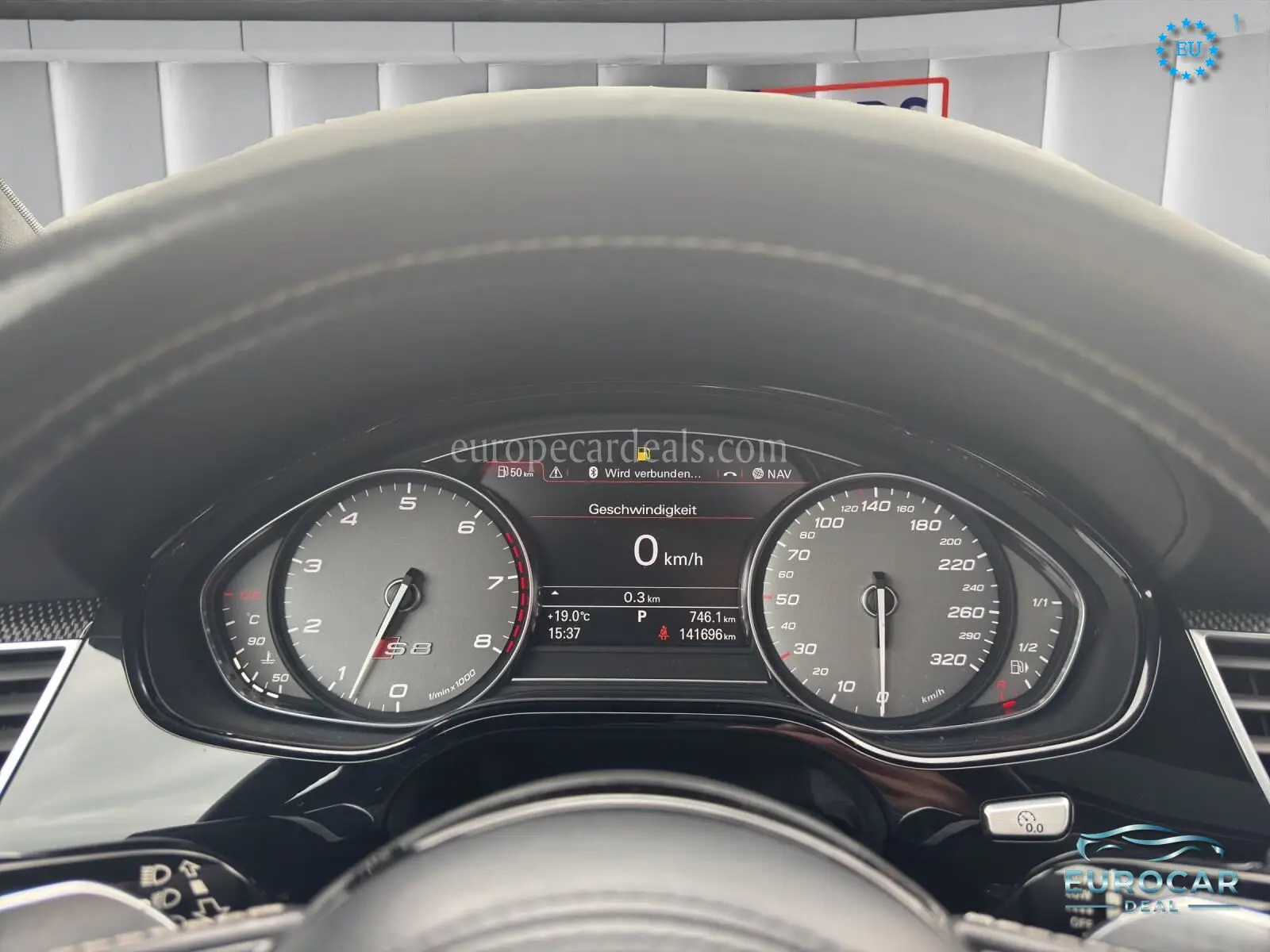 Audi S8
