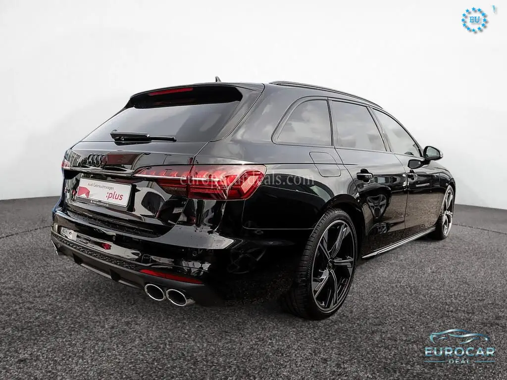Audi S4