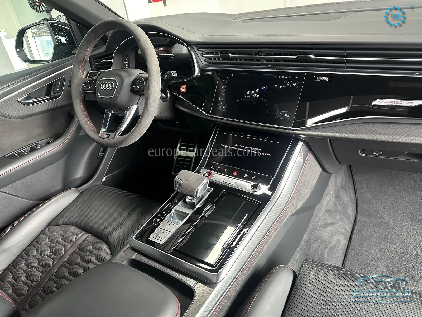 Audi RSQ8