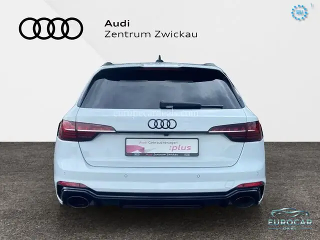 Audi RS4