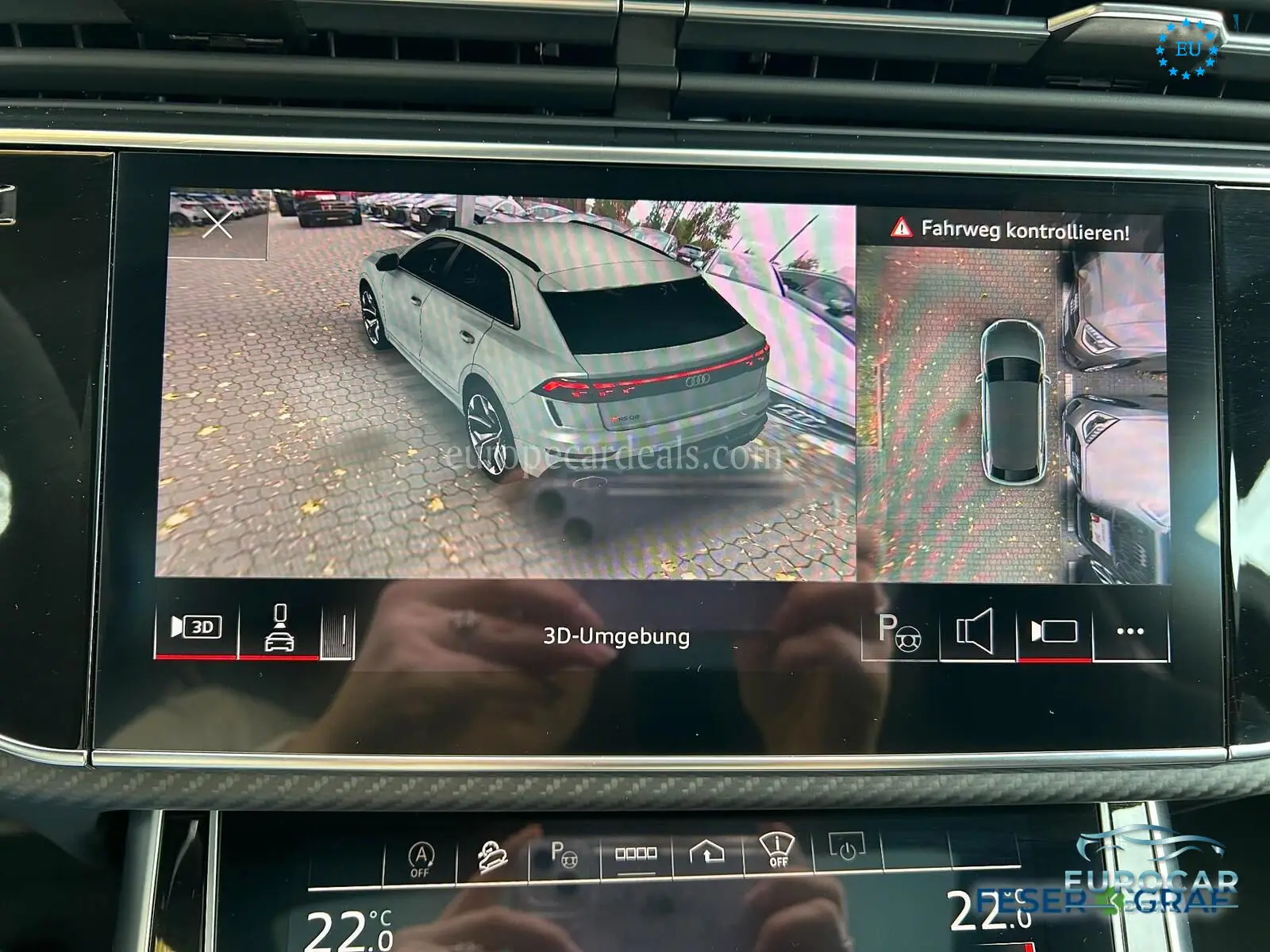 Audi RSQ8