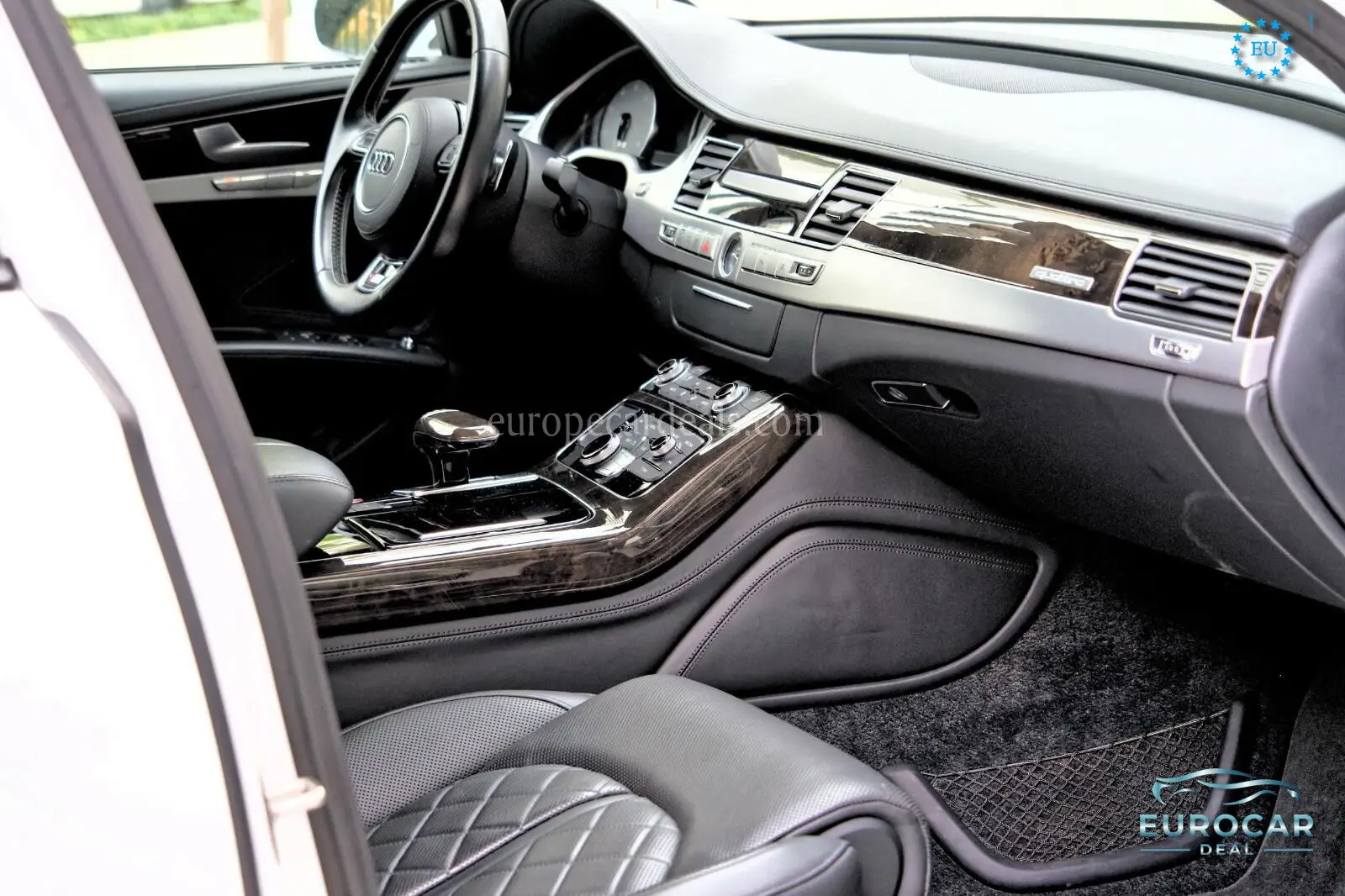 Audi S8
