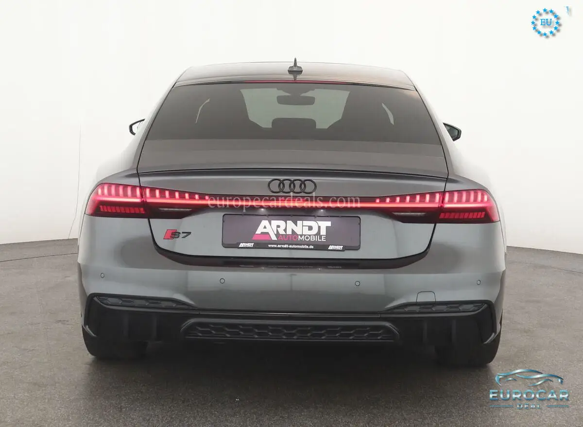 Audi S7