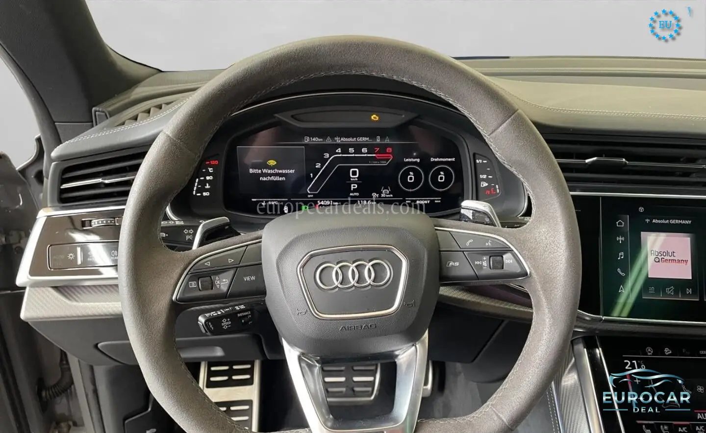 Audi RSQ8