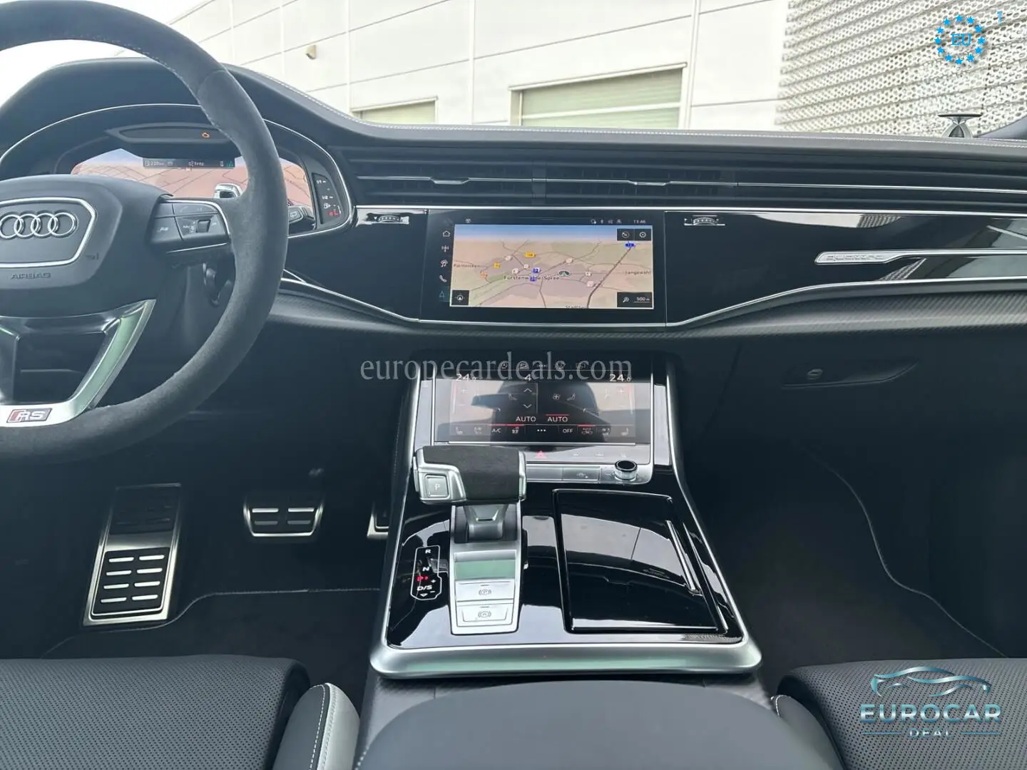 Audi RSQ8