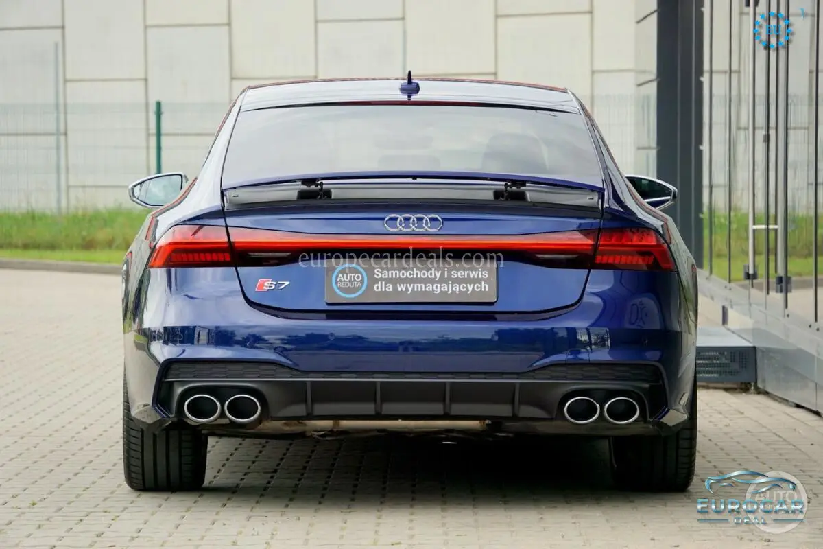 Audi S7